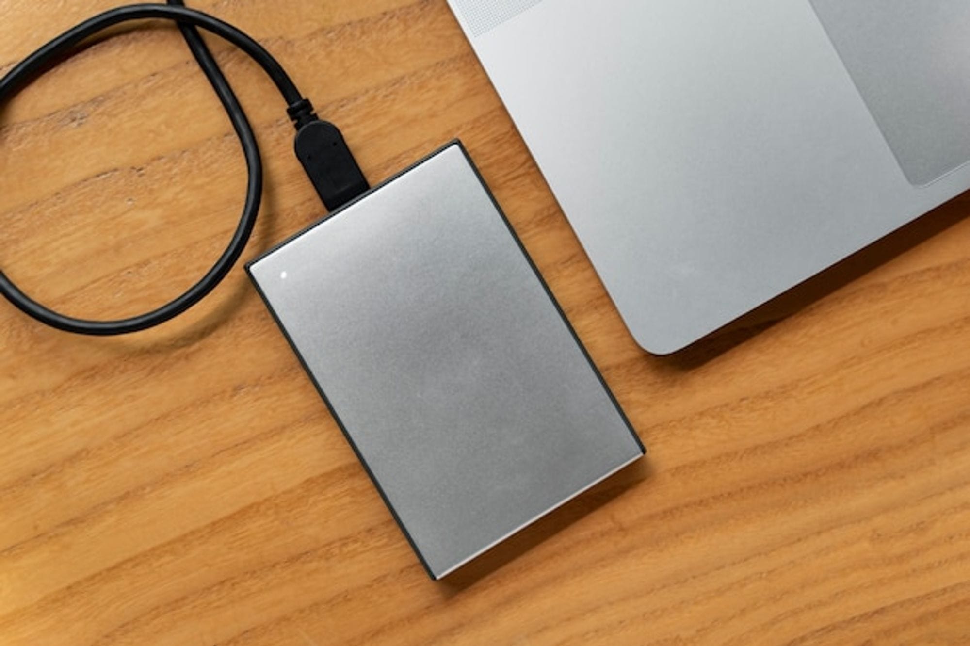 secondary storage,external ssd,hdd,usb flash drive,online storage